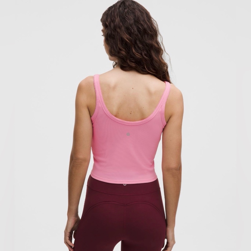Lululemon Athletica Nulu Ribbed Cropped Tank Top Heart CANDY‎ CLOUD NWT - Picture 5 of 5